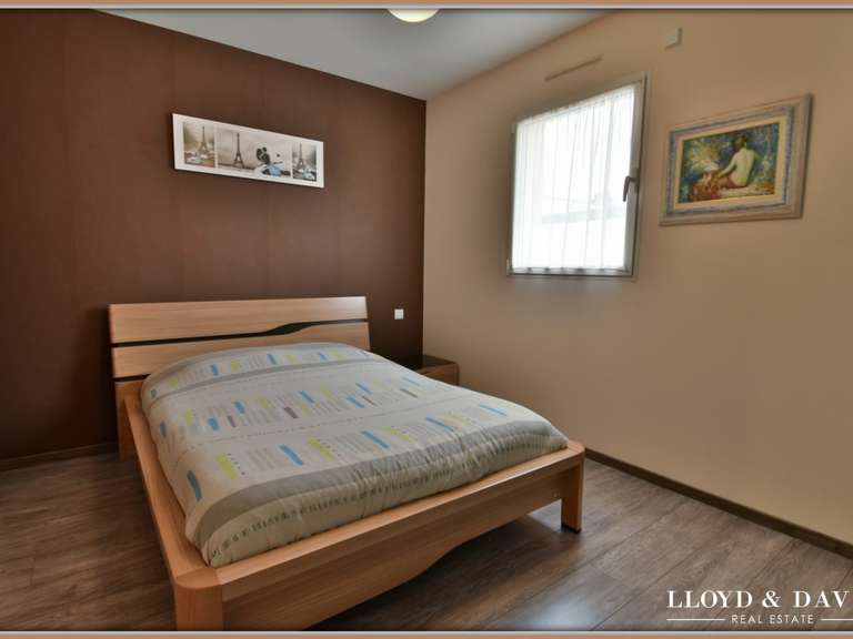 Maison Dompierre-sur-Mer - 4 chambres - 154m²