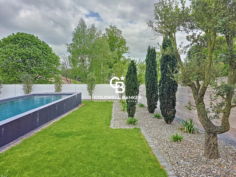 Villa Dompierre-sur-Yon - 5 bedrooms - 332m²