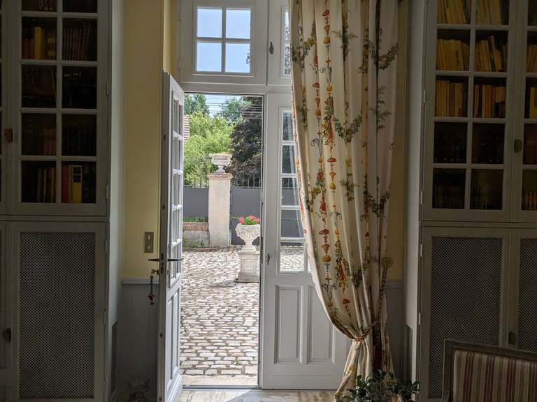 House Donnery - 5 bedrooms - 321m²