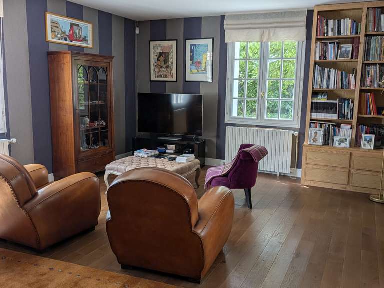 House Donnery - 5 bedrooms - 321m²