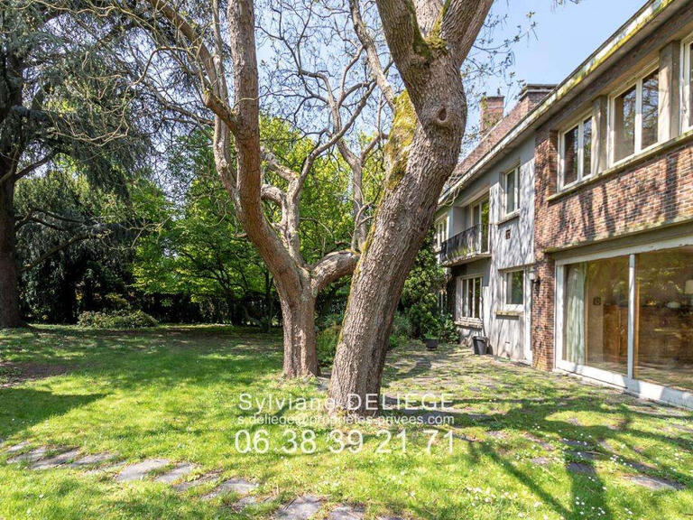 House Douai