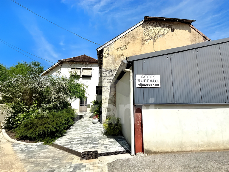 Maison Doucier - 6 chambres - 329m²