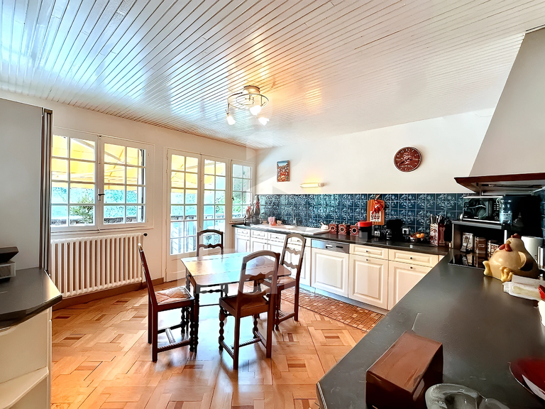 Maison Doucier - 6 chambres - 329m²