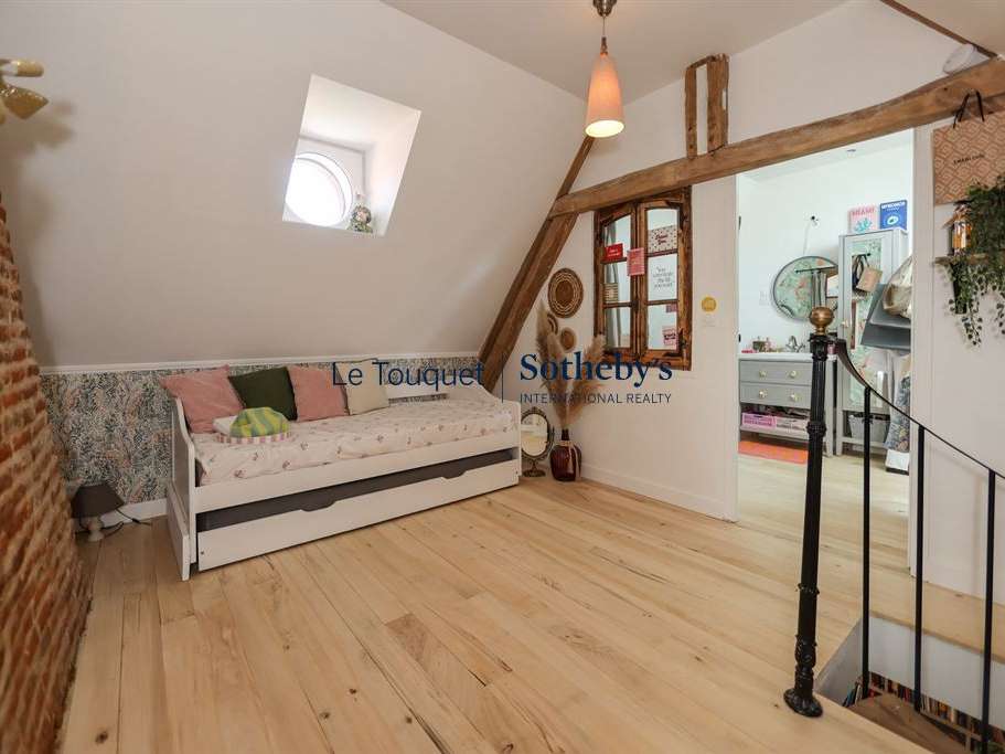 House Doudeauville