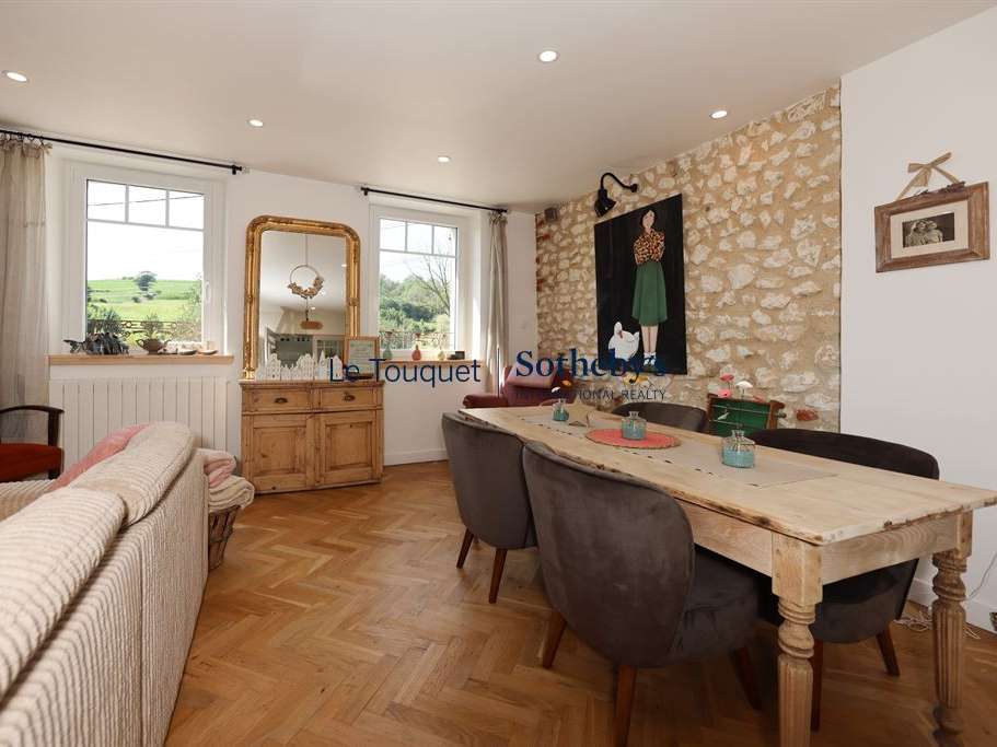 House Doudeauville