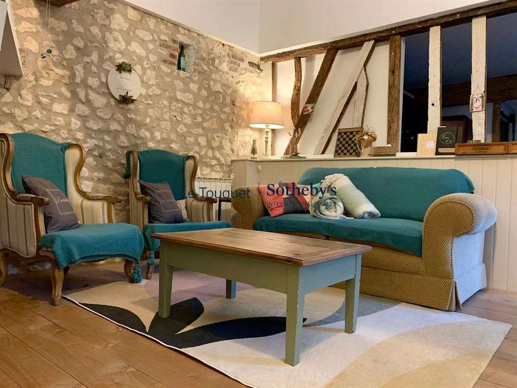 House Doudeauville