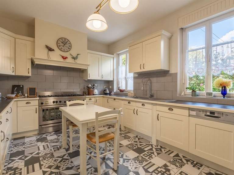 Maison Doudeville - 6 chambres - 336m²