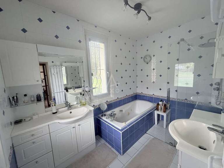 House Doué-en-Anjou - 4 bedrooms