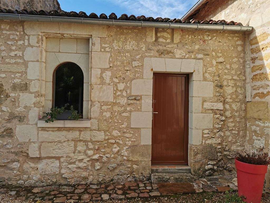 Maison Doué-la-Fontaine