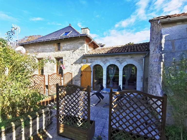 Maison Doué-la-Fontaine - 11 chambres - 680m²