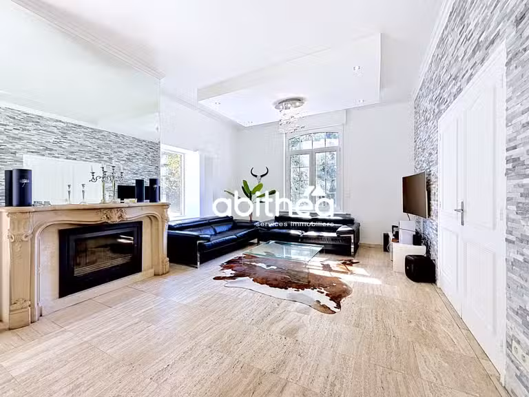 House Dourges - 7 bedrooms - 302m²