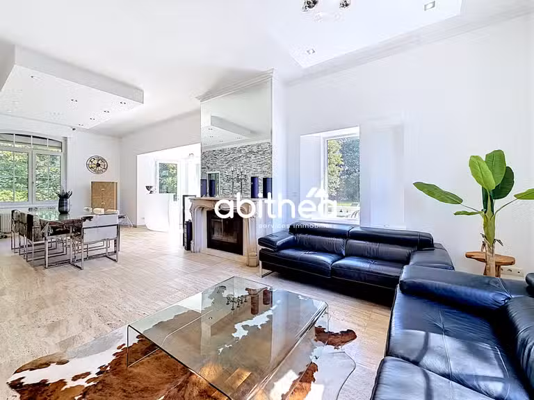 House Dourges - 7 bedrooms - 302m²