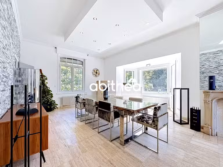 House Dourges - 7 bedrooms - 302m²