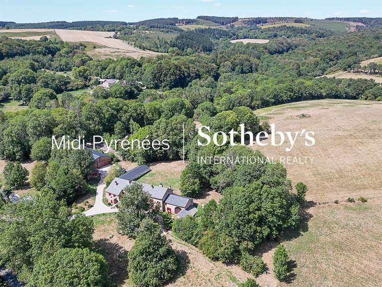 Maison Dourgne - 5 chambres - 440m²