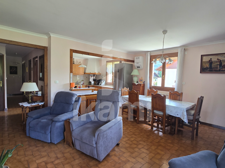 Maison Doussard - 5 chambres - 306m²
