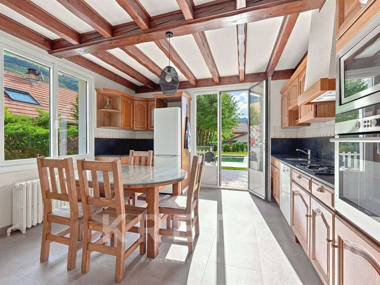 Maison Doussard - 5 chambres - 190m²