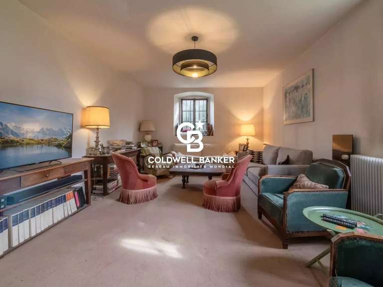 Maison Douvaine - 1121m²