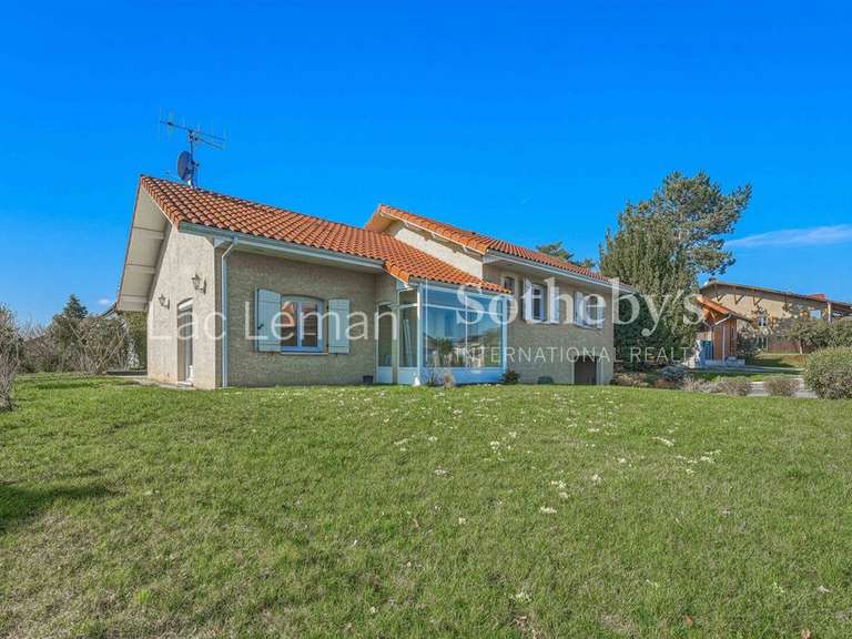 Maison Douvaine - 4 chambres - 145m²