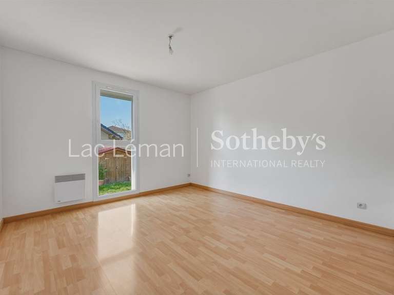 Maison Douvaine - 4 chambres - 145m²