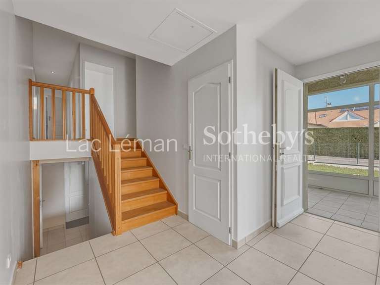 Maison Douvaine - 4 chambres - 145m²