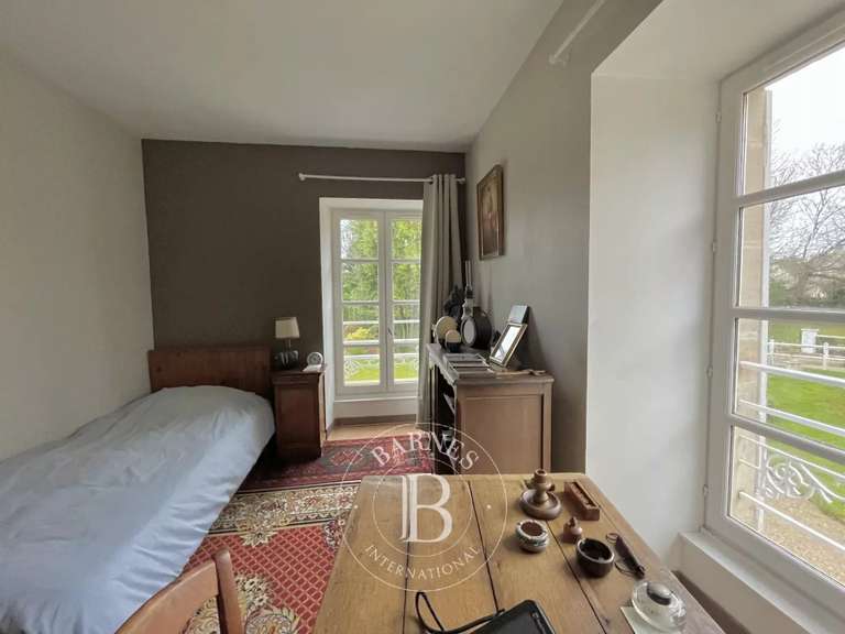 Maison Douvres-la-Délivrande - 12 chambres - 400m²