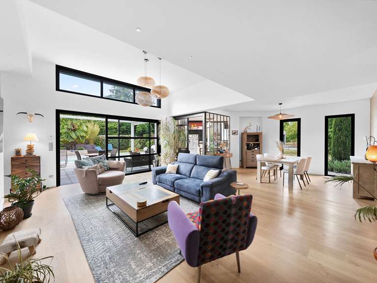 Propriété Dracy-le-Fort - 5 chambres - 175m²