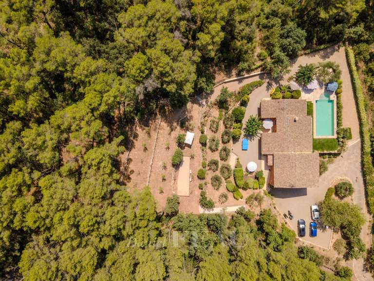 Maison Draguignan - 4 chambres - 180m²