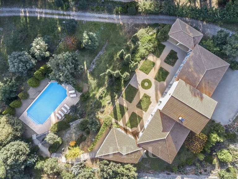 Maison Draguignan - 5 chambres - 350m²