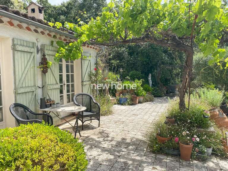 Maison Draguignan - 4 chambres - 209m²