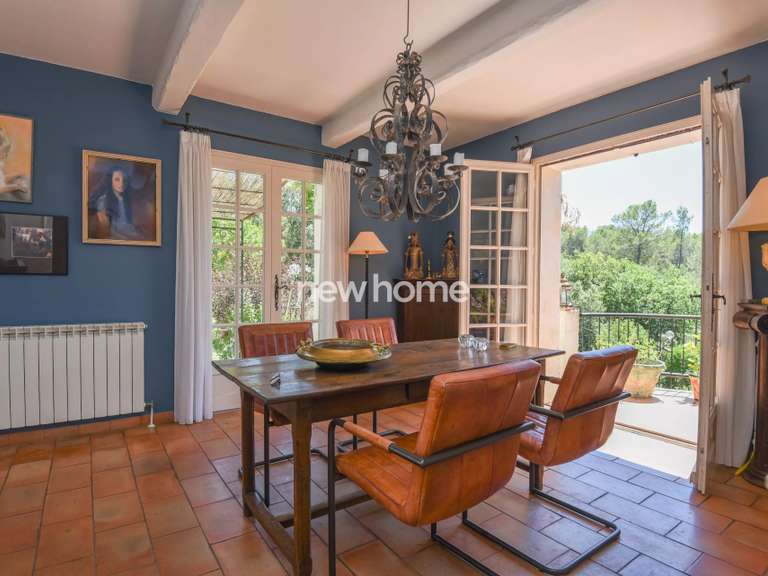 Maison Draguignan - 4 chambres - 209m²