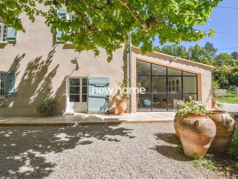 Maison Draguignan - 5 chambres - 330m²