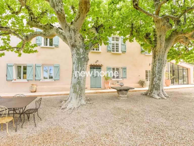 Maison Draguignan - 5 chambres - 330m²