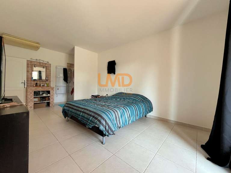 House Draguignan - 6 bedrooms - 180m²