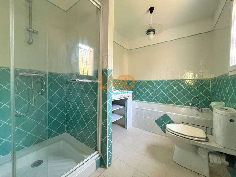 House Draguignan - 6 bedrooms - 180m²