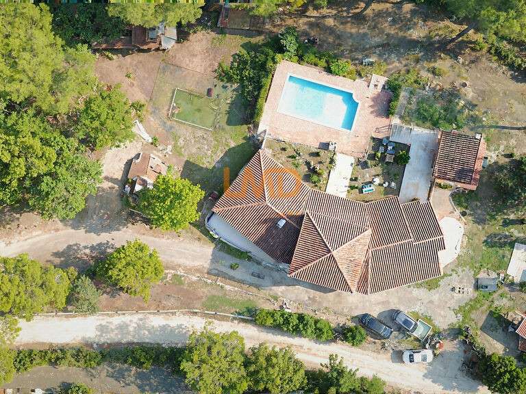 House Draguignan - 6 bedrooms - 180m²