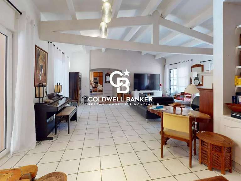 Maison Draguignan - 4 chambres - 202m²