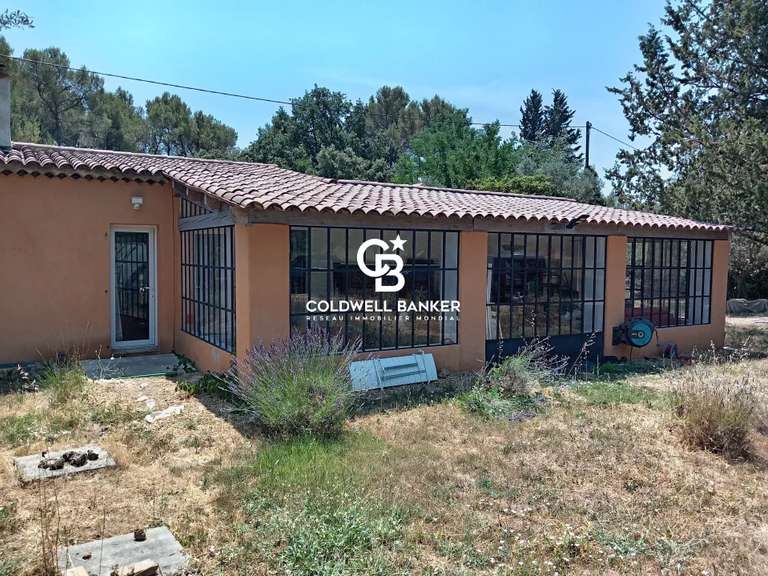Maison Draguignan - 4 chambres - 202m²