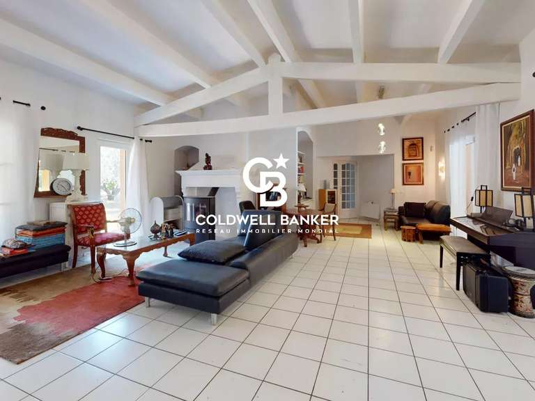Maison Draguignan - 4 chambres - 202m²