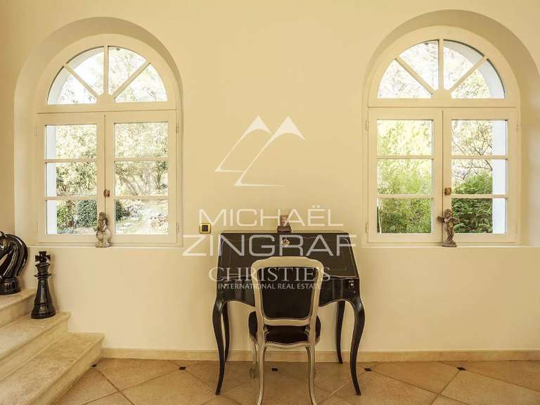 Propriété Draguignan - 3 chambres - 350m²