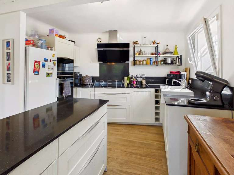 Propriété Draguignan - 6 chambres - 266m²