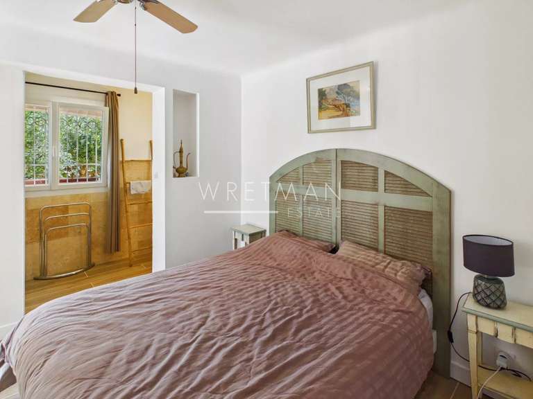 Propriété Draguignan - 6 chambres - 266m²