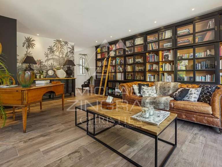 Propriété Draguignan - 3 chambres - 295m²