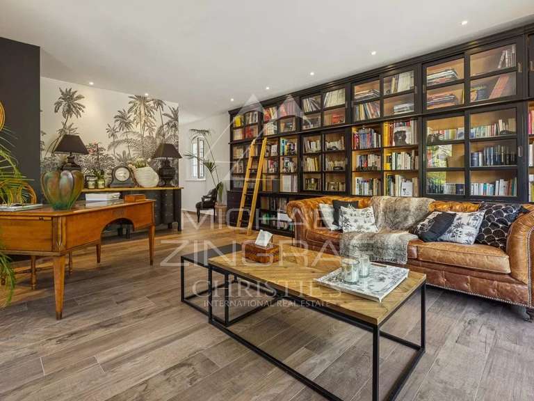 Propriété Draguignan - 3 chambres - 295m²
