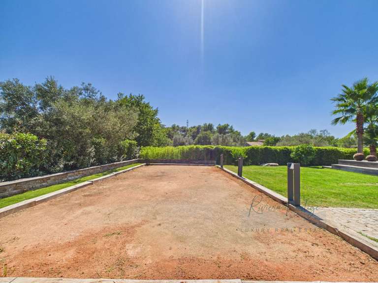 Propriété Draguignan - 4 chambres - 310m²