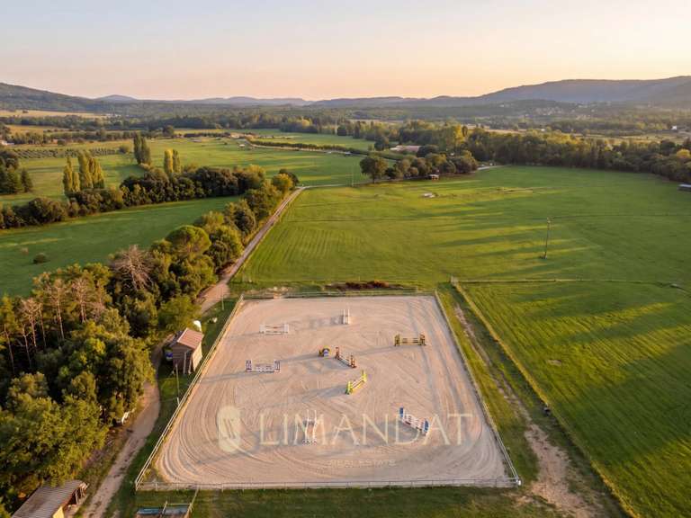 Propriété équestre Draguignan - 5 chambres - 200m²