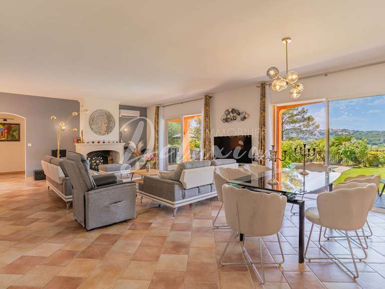 Villa Draguignan - 4 bedrooms - 180m²