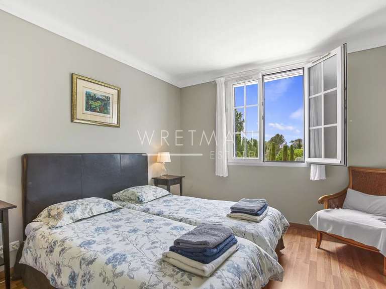 Villa Draguignan - 5 chambres - 281m²