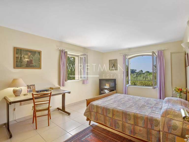 Villa Draguignan - 3 chambres - 436m²