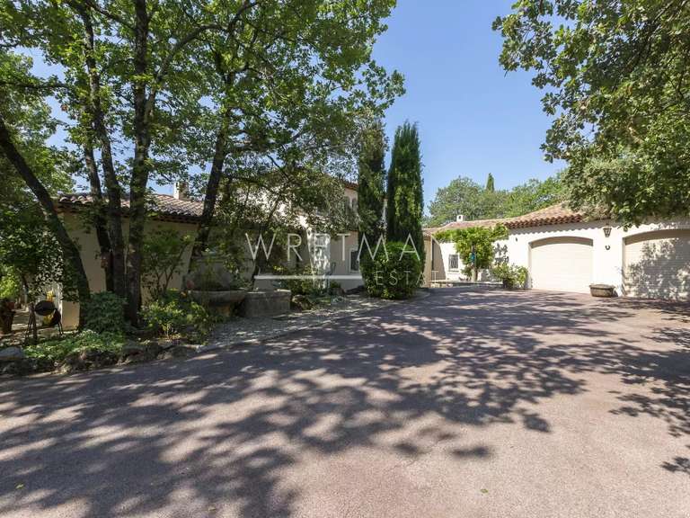 Villa Draguignan - 3 chambres - 436m²