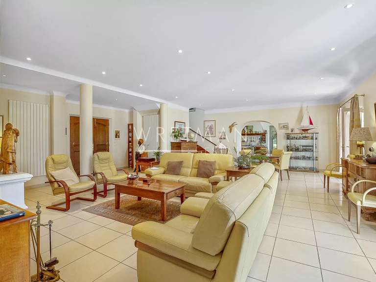 Villa Draguignan - 3 chambres - 436m²